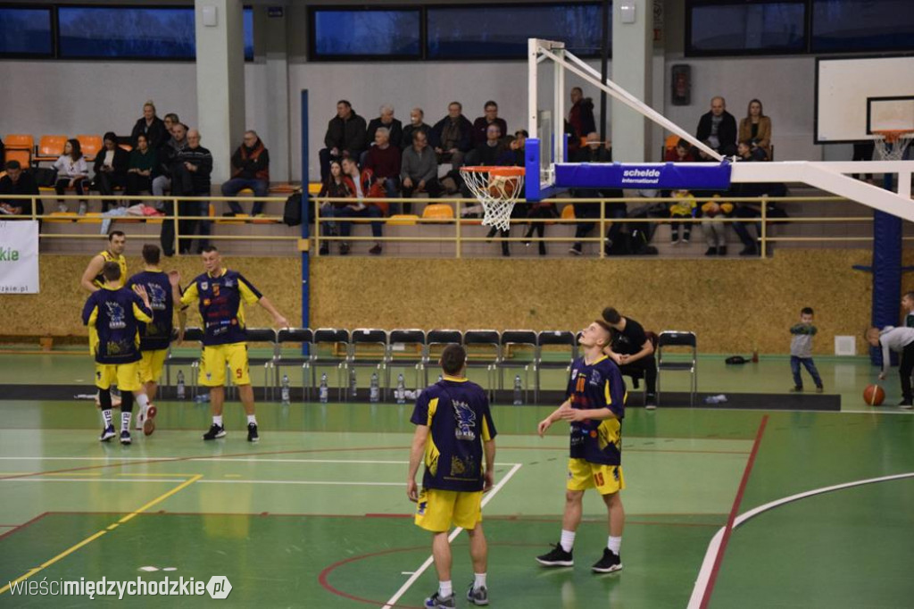 Sokół Międzychód - AZS UMK PBDI Toruń 106-87