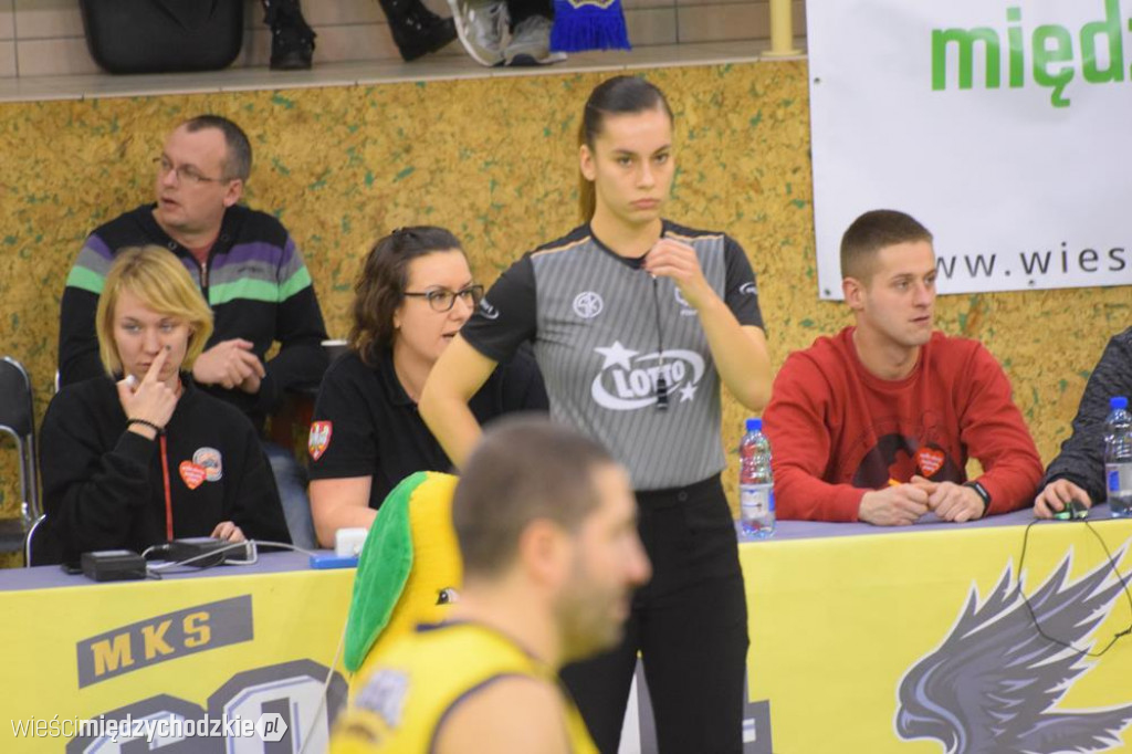 Sokół Międzychód - AZS UMK PBDI Toruń 106-87