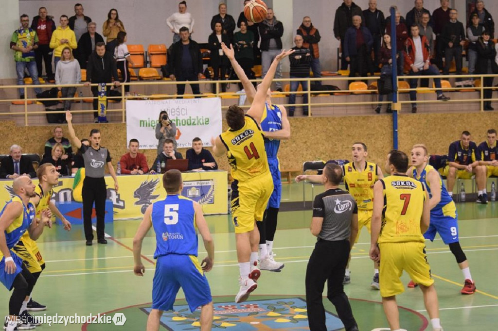Sokół Międzychód - AZS UMK PBDI Toruń 106-87
