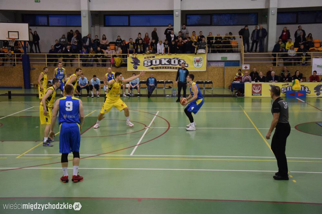 Sokół Międzychód - AZS UMK PBDI Toruń 106-87