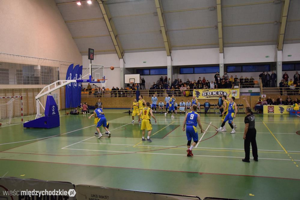 Sokół Międzychód - AZS UMK PBDI Toruń 106-87
