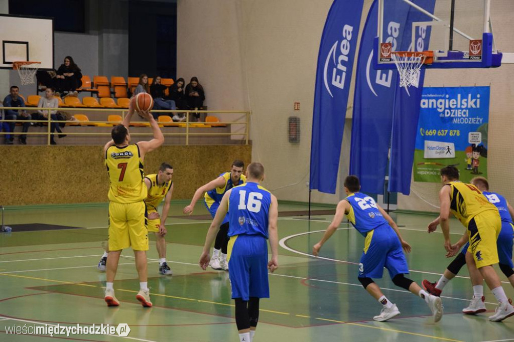 Sokół Międzychód - AZS UMK PBDI Toruń 106-87