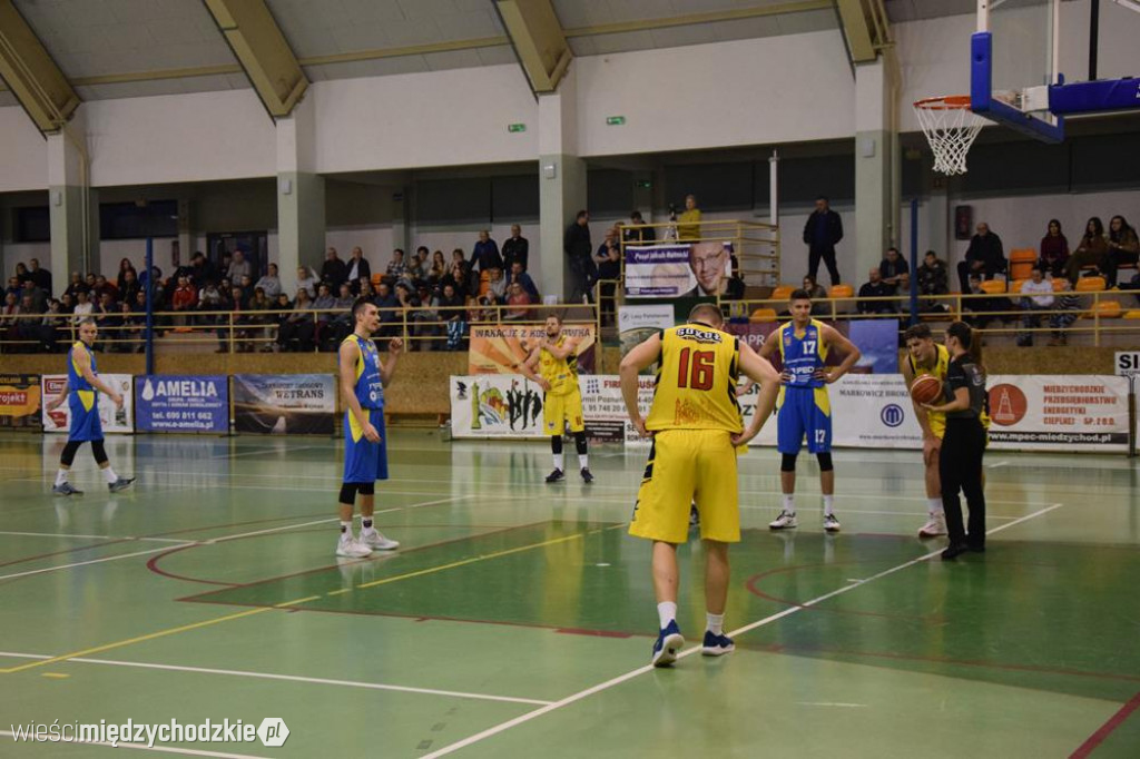 Sokół Międzychód - AZS UMK PBDI Toruń 106-87