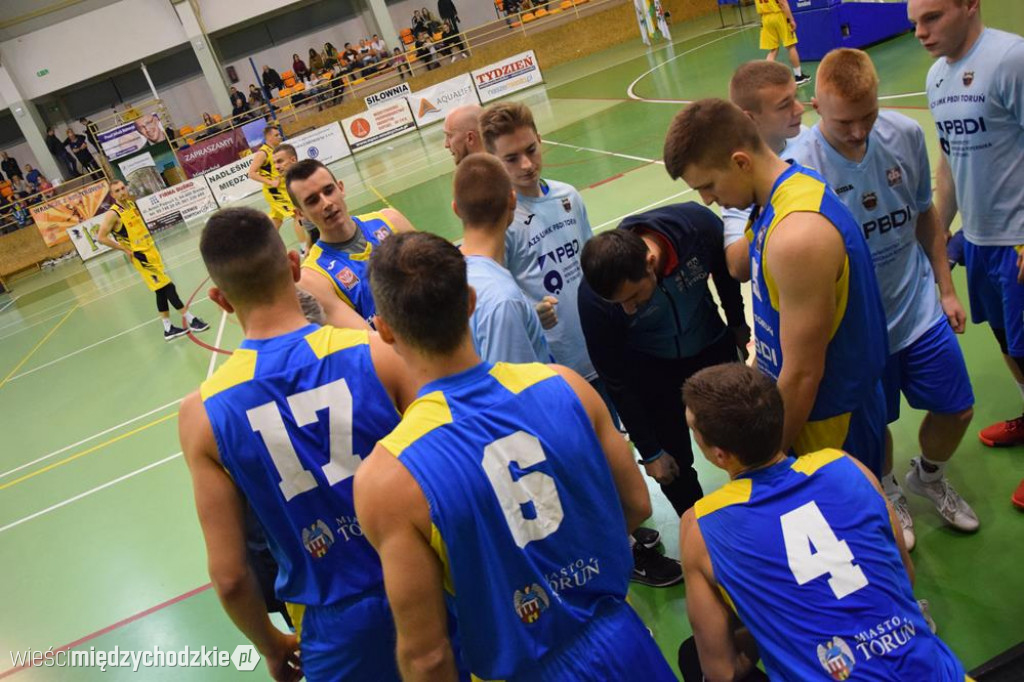 Sokół Międzychód - AZS UMK PBDI Toruń 106-87
