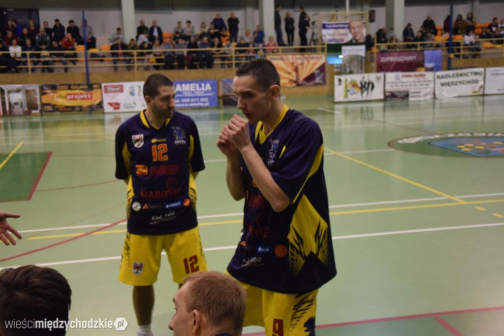 Sokół Międzychód - AZS UMK PBDI Toruń 106-87