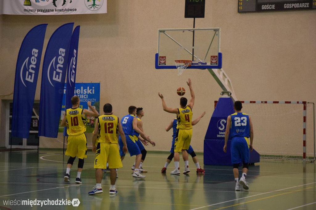Sokół Międzychód - AZS UMK PBDI Toruń 106-87