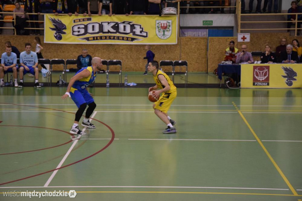 Sokół Międzychód - AZS UMK PBDI Toruń 106-87