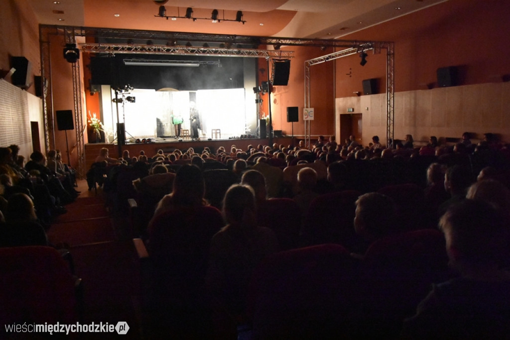 Aktorzy Teatru Współczesnego w  Międzychodzie