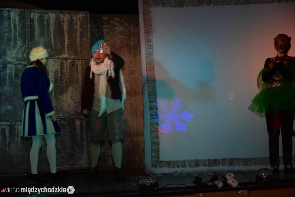 Aktorzy Teatru Współczesnego w  Międzychodzie