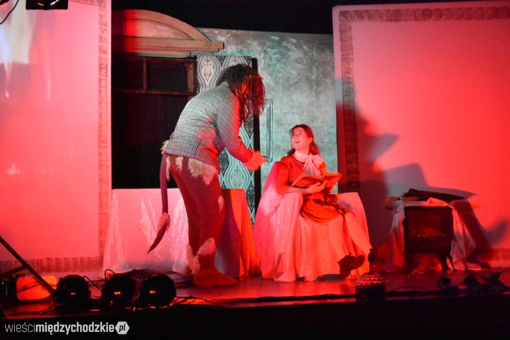 Aktorzy Teatru Współczesnego w  Międzychodzie