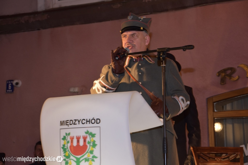 Uroczystości powitalne Generała na Rynku