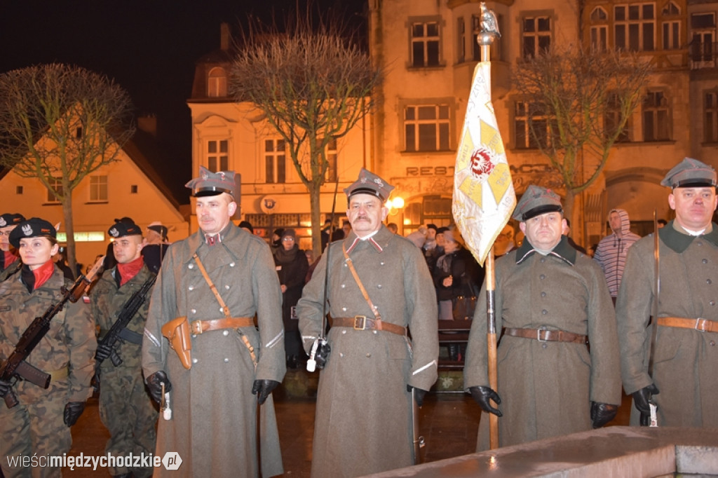 Uroczystości powitalne Generała na Rynku