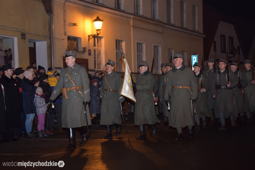 Uroczystości powitalne Generała na Rynku