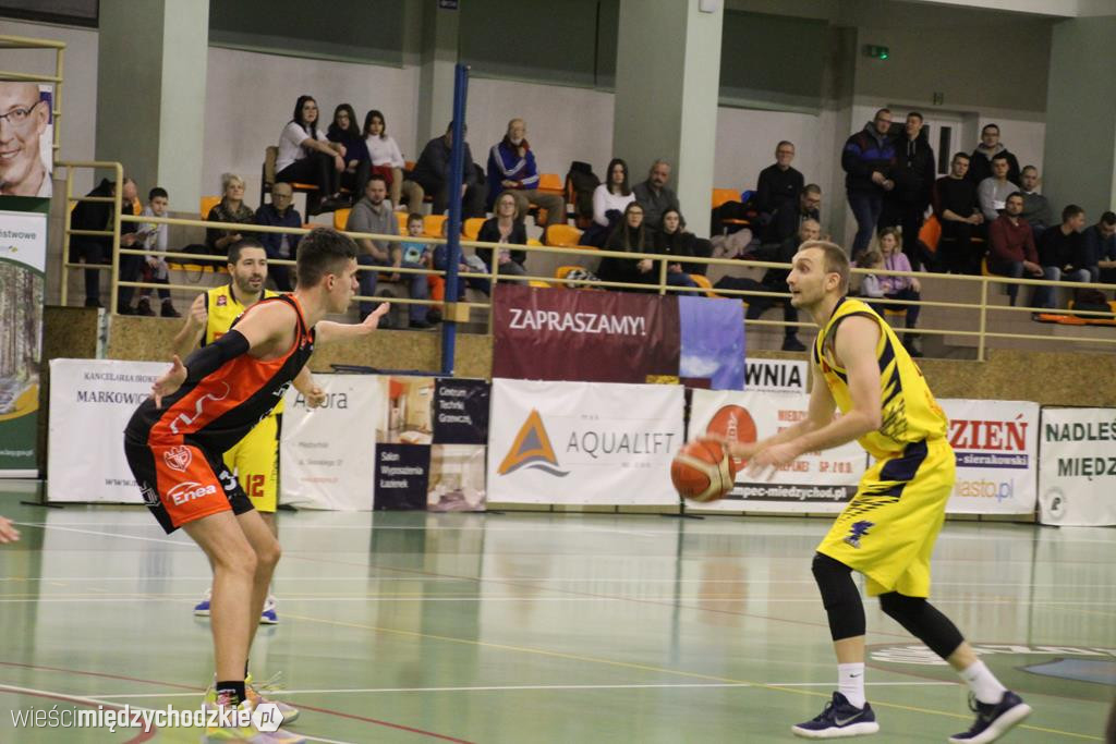 Sokół Międzychód wygrywa z Astorią II Bydgoszcz