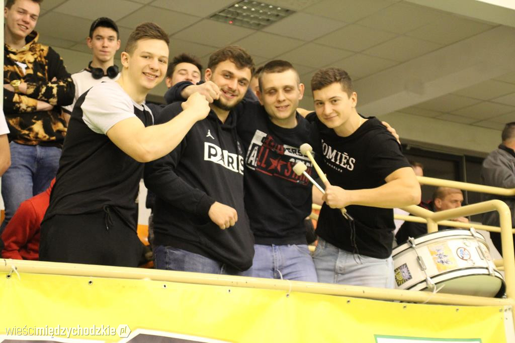 Sokół Międzychód wygrywa z Astorią II Bydgoszcz