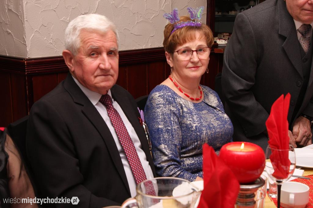 Członkowie klubu Złoty Wiek świetnie się bawili