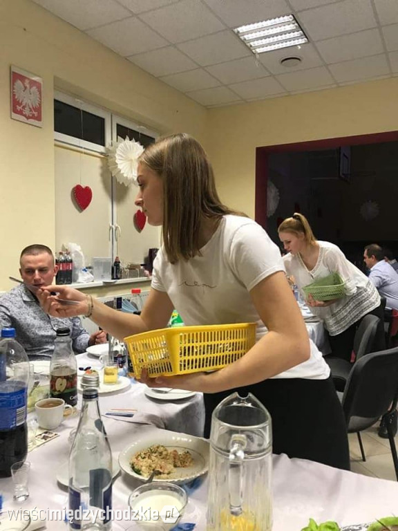 Zabawa charytatywna w Lutomiu