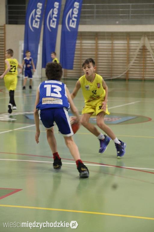 UKS MIKST Międzychód wygrywa z Pyrą SP79