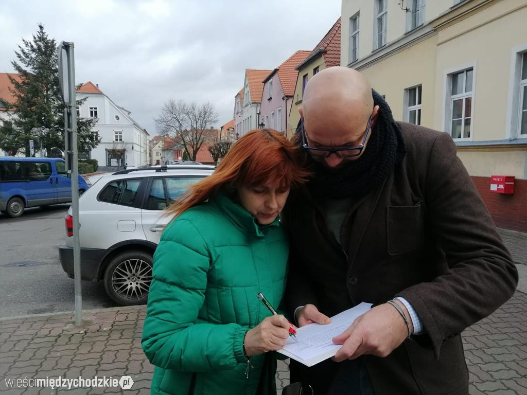 W Międzychodzie zbierano podpisy poparcia