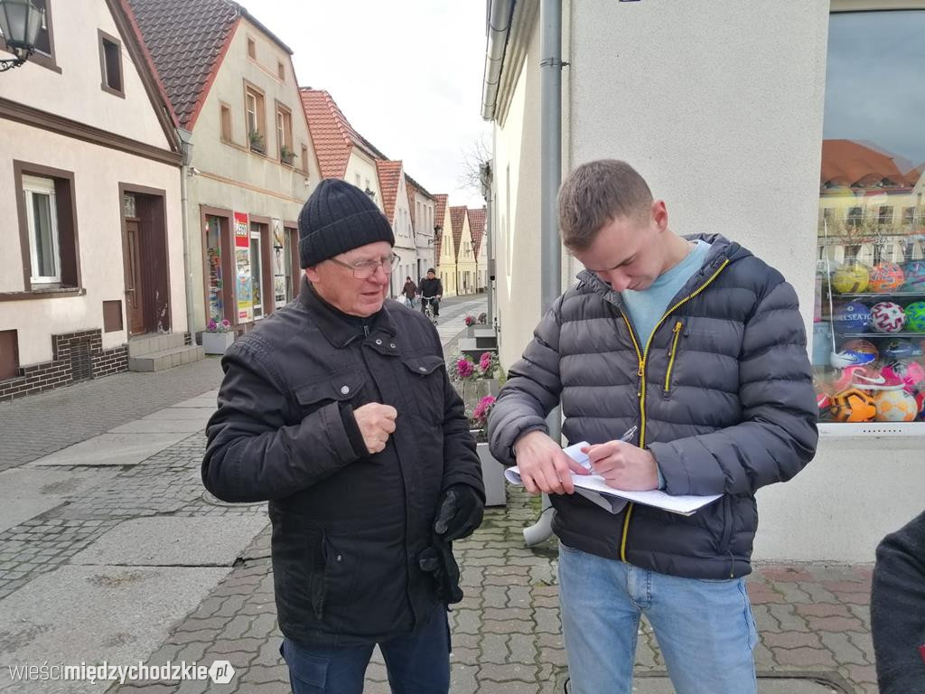 W Międzychodzie zbierano podpisy poparcia