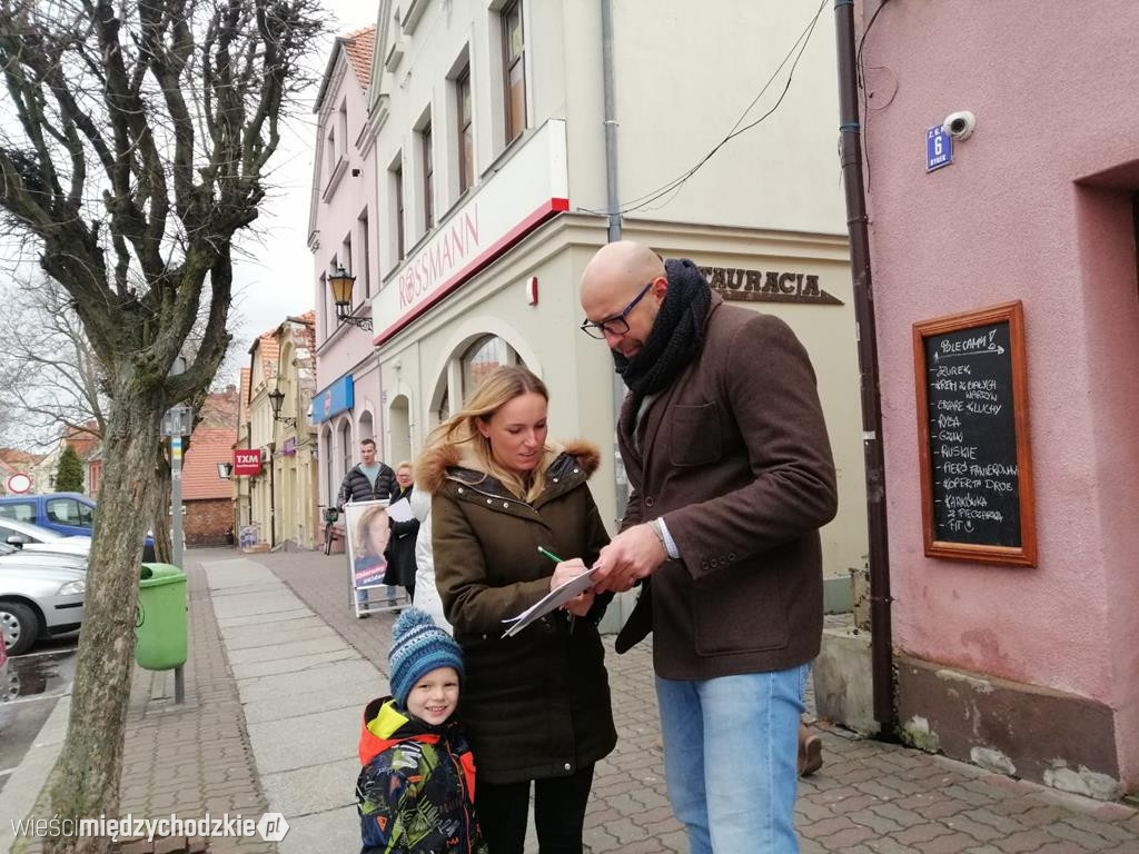 W Międzychodzie zbierano podpisy poparcia