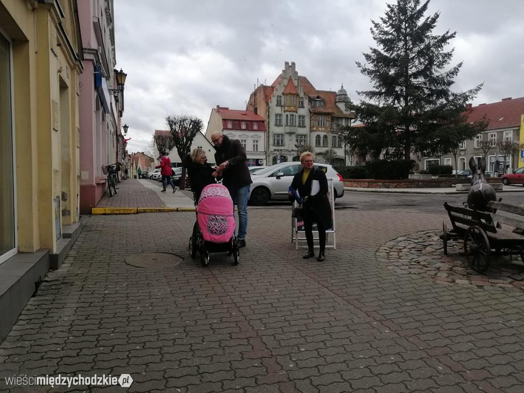 W Międzychodzie zbierano podpisy poparcia