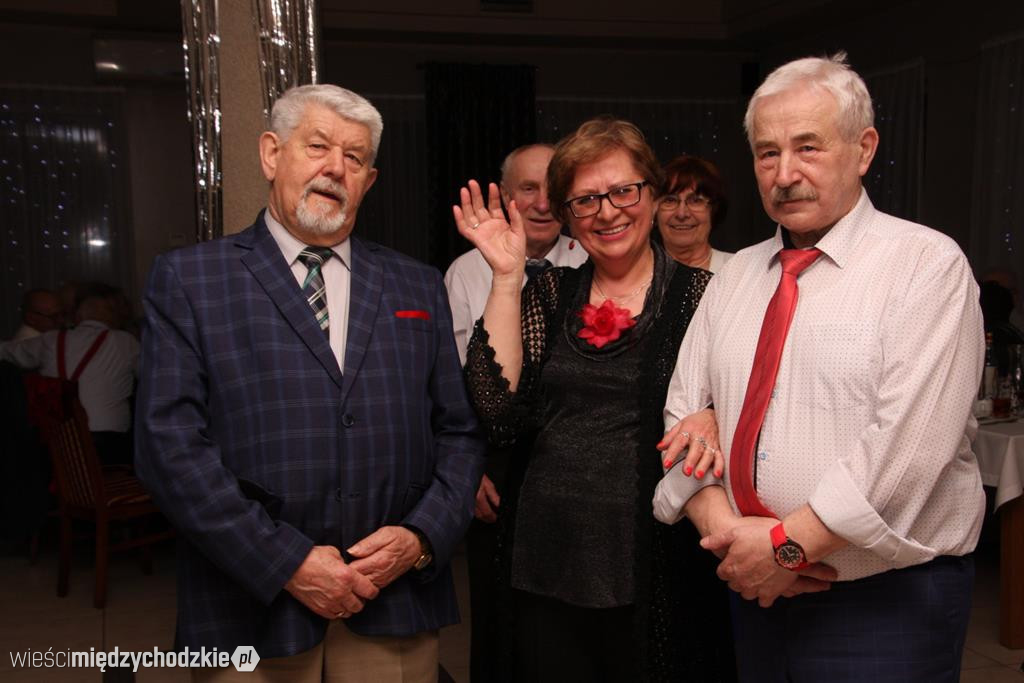 Zabawa karnawałowa emerytów i rencistów