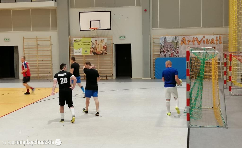 Halowa Liga Mistrzów w Sierakowie