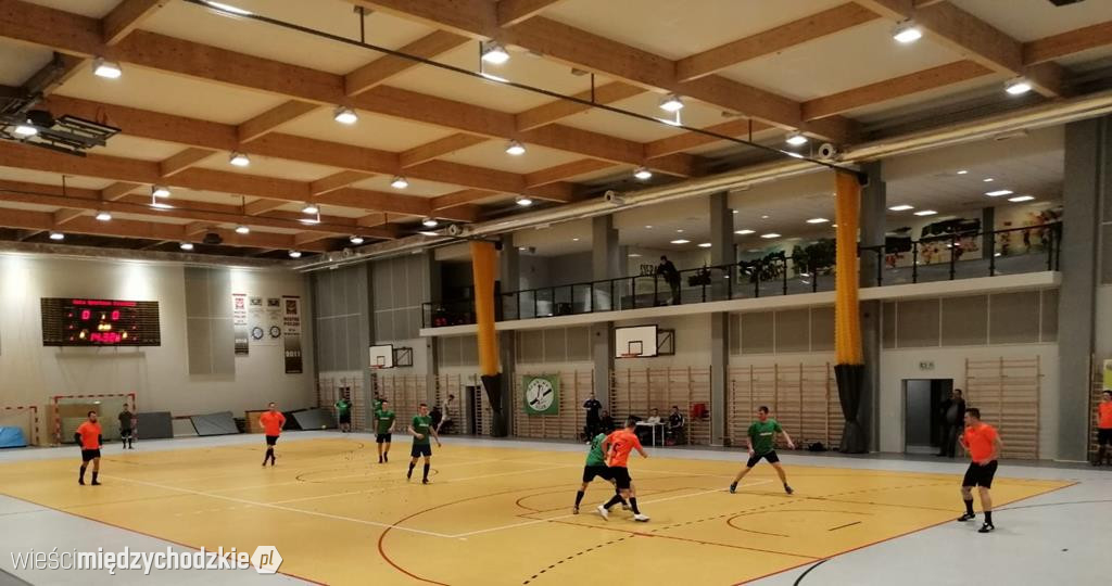 Halowa Liga Mistrzów w Sierakowie