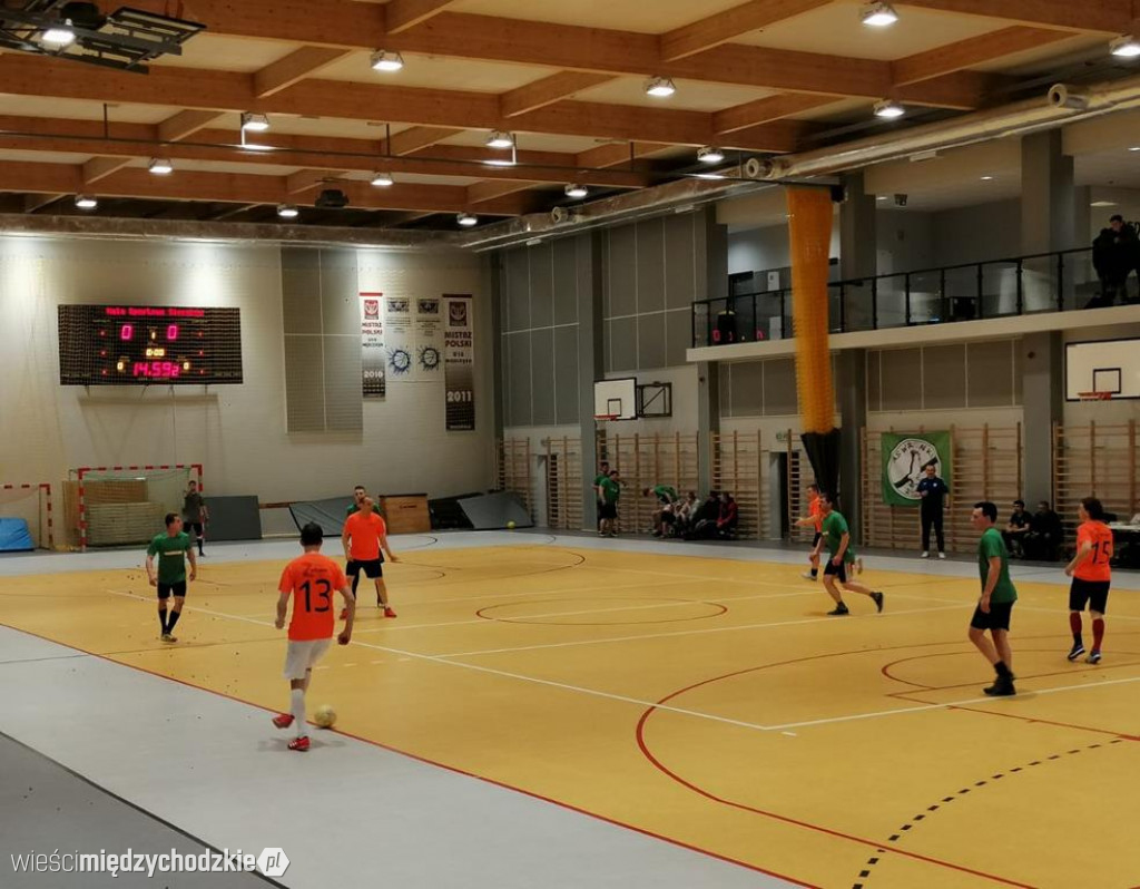 Halowa Liga Mistrzów w Sierakowie