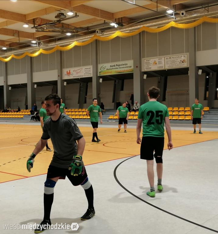 Halowa Liga Mistrzów w Sierakowie