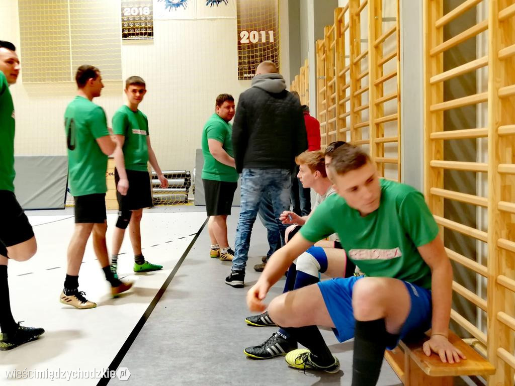 Halowa Liga Mistrzów w Sierakowie