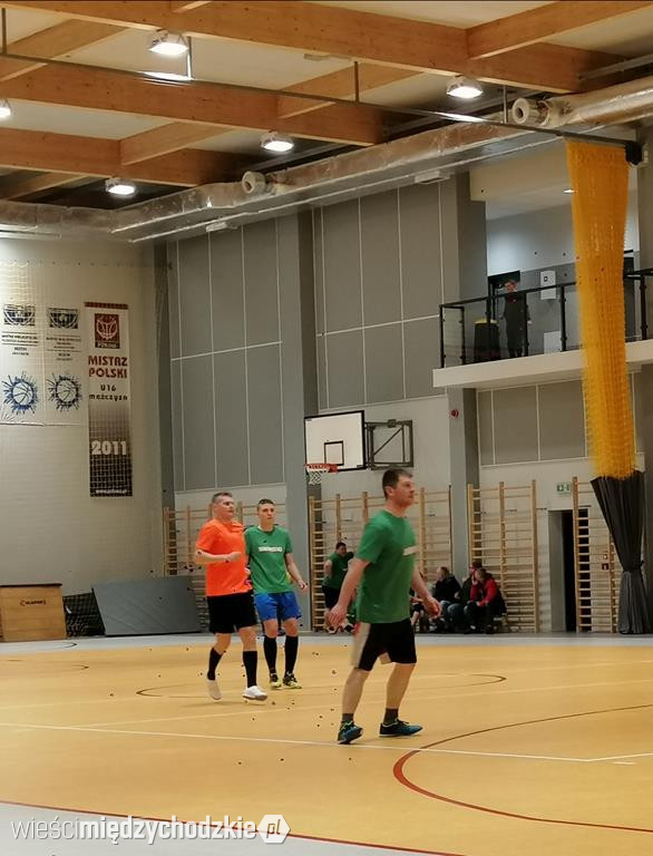 Halowa Liga Mistrzów w Sierakowie