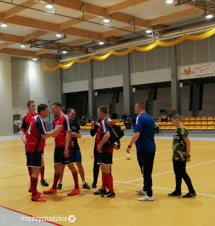 Halowa Liga Mistrzów w Sierakowie