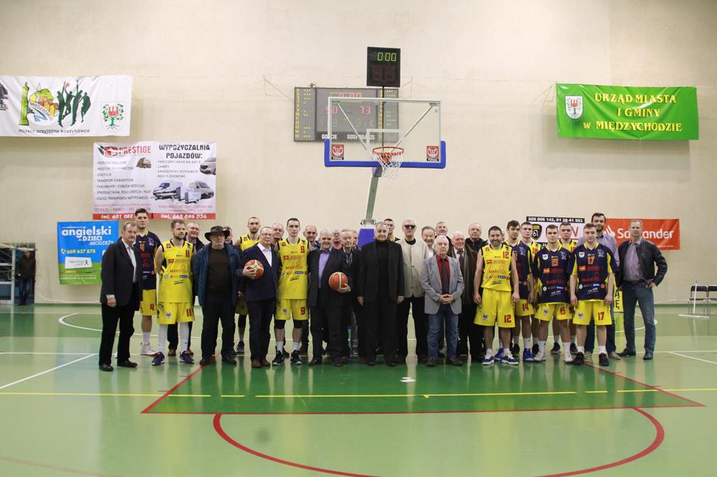 60 lat międzychodzkiej koszykówki