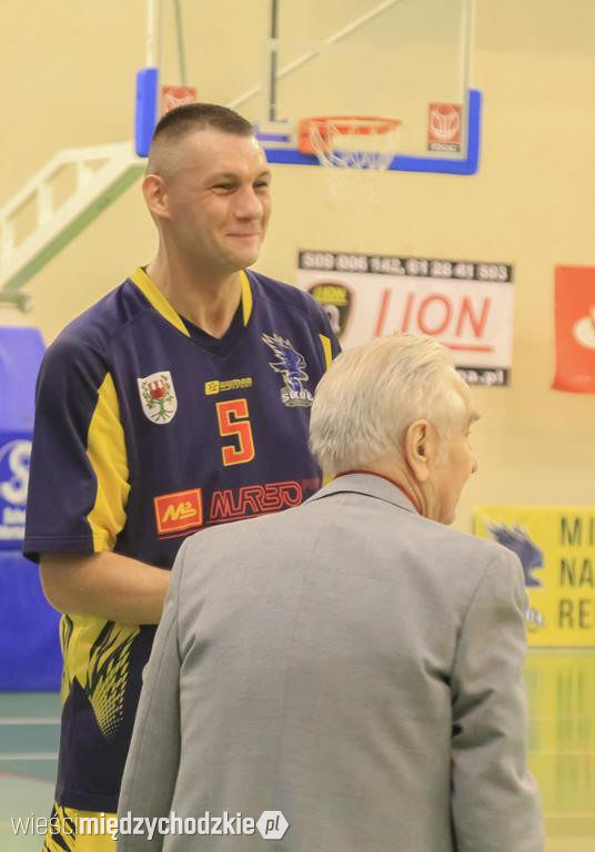 60 lat międzychodzkiej koszykówki