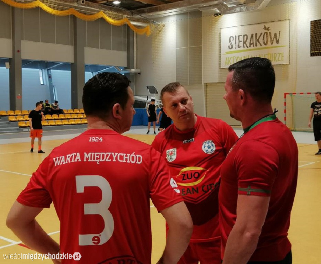  2 kolejka Halowej Ligi Piłki Nożnej w Sierakowie