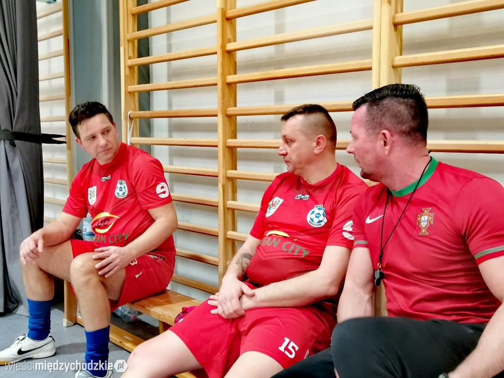  2 kolejka Halowej Ligi Piłki Nożnej w Sierakowie
