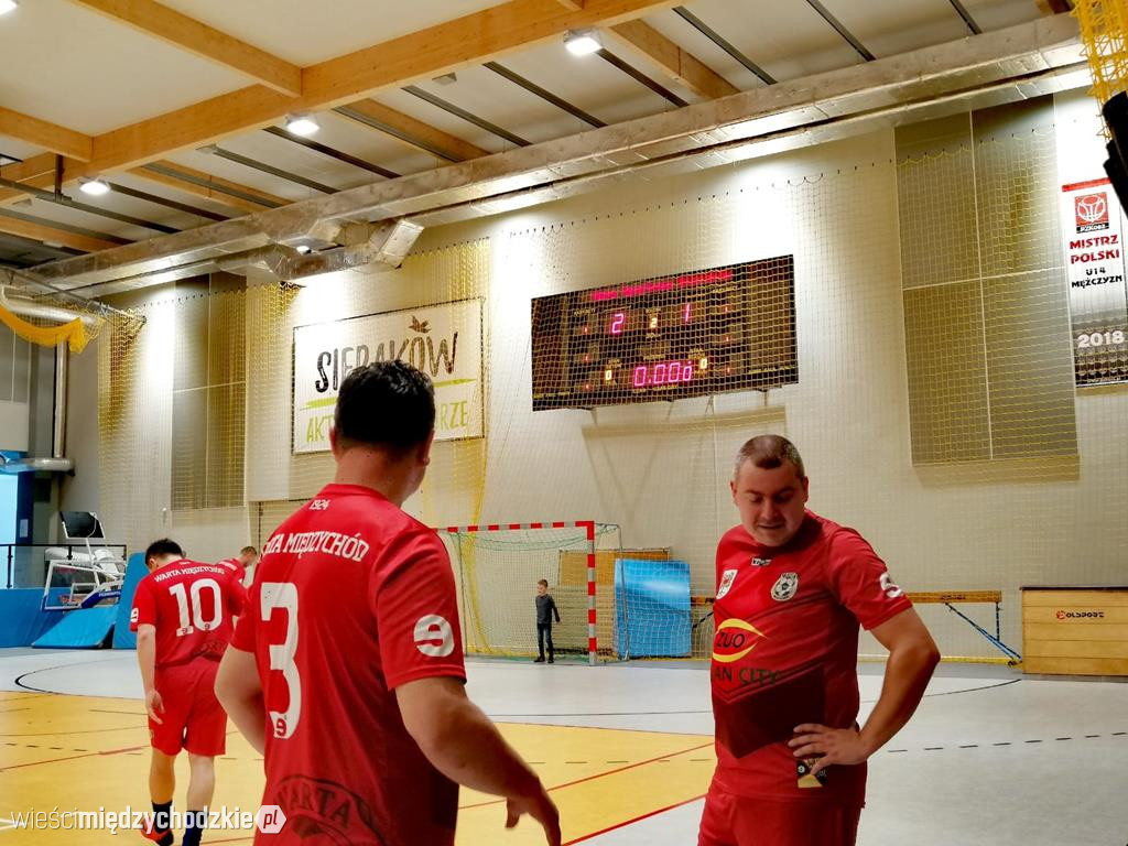  2 kolejka Halowej Ligi Piłki Nożnej w Sierakowie