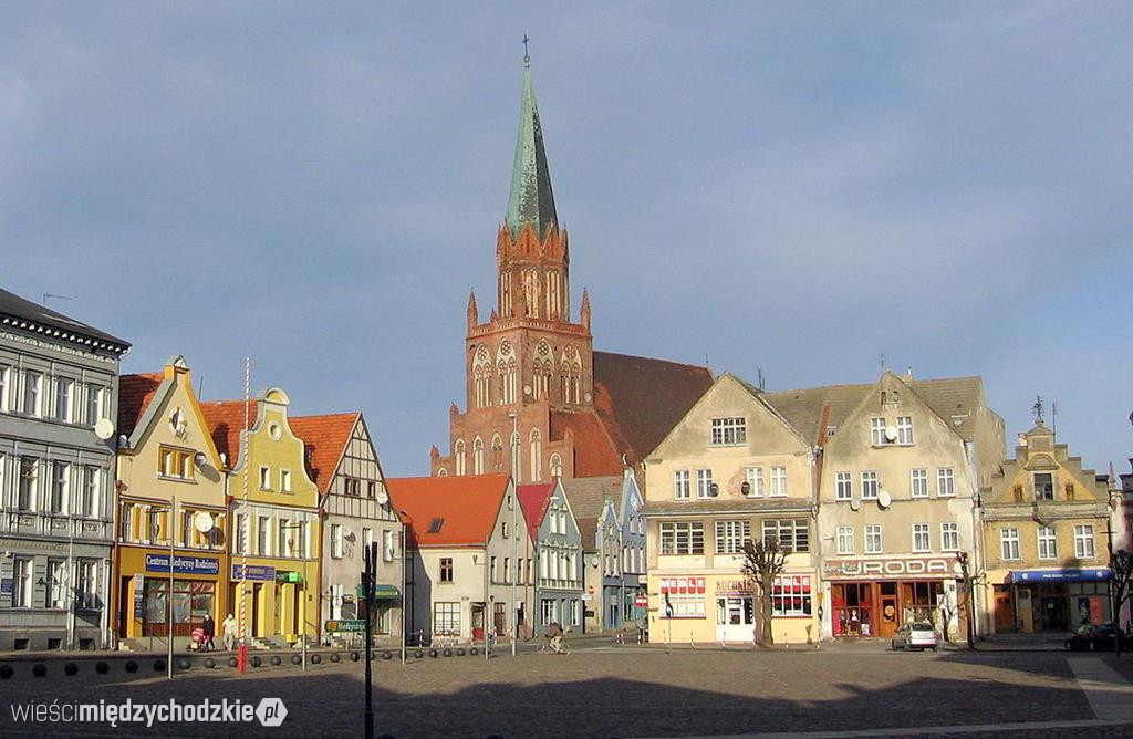 Pieszo przez kraj. Trzebiatów: Szlak słonia