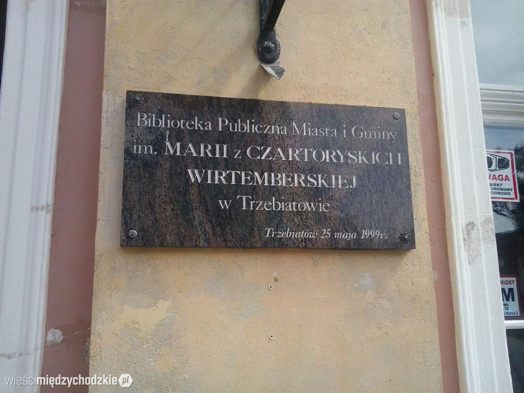 Pieszo przez kraj. Trzebiatów: Szlak słonia