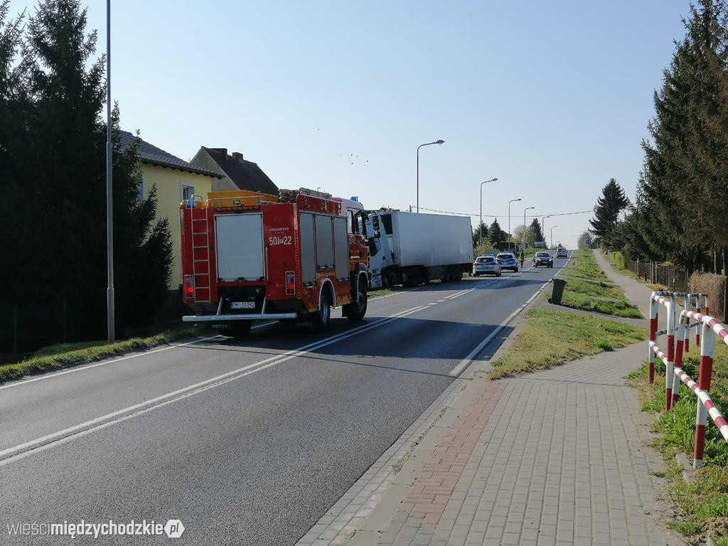 Wypadek drogowy w Wielowsi