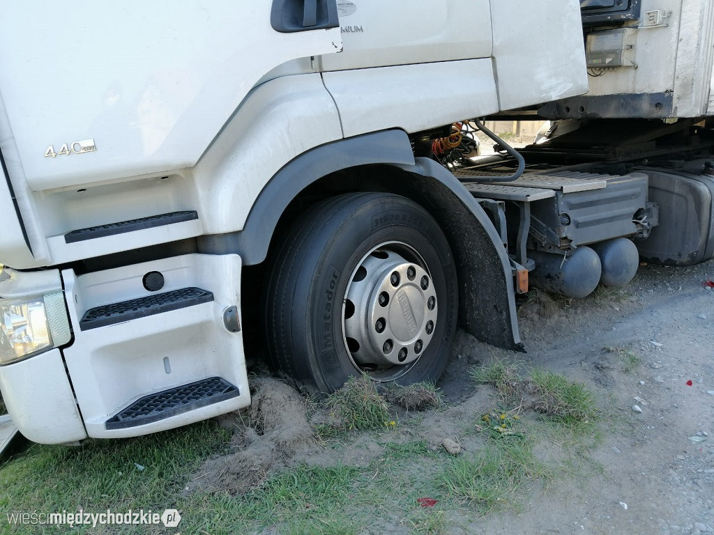 Wypadek drogowy w Wielowsi