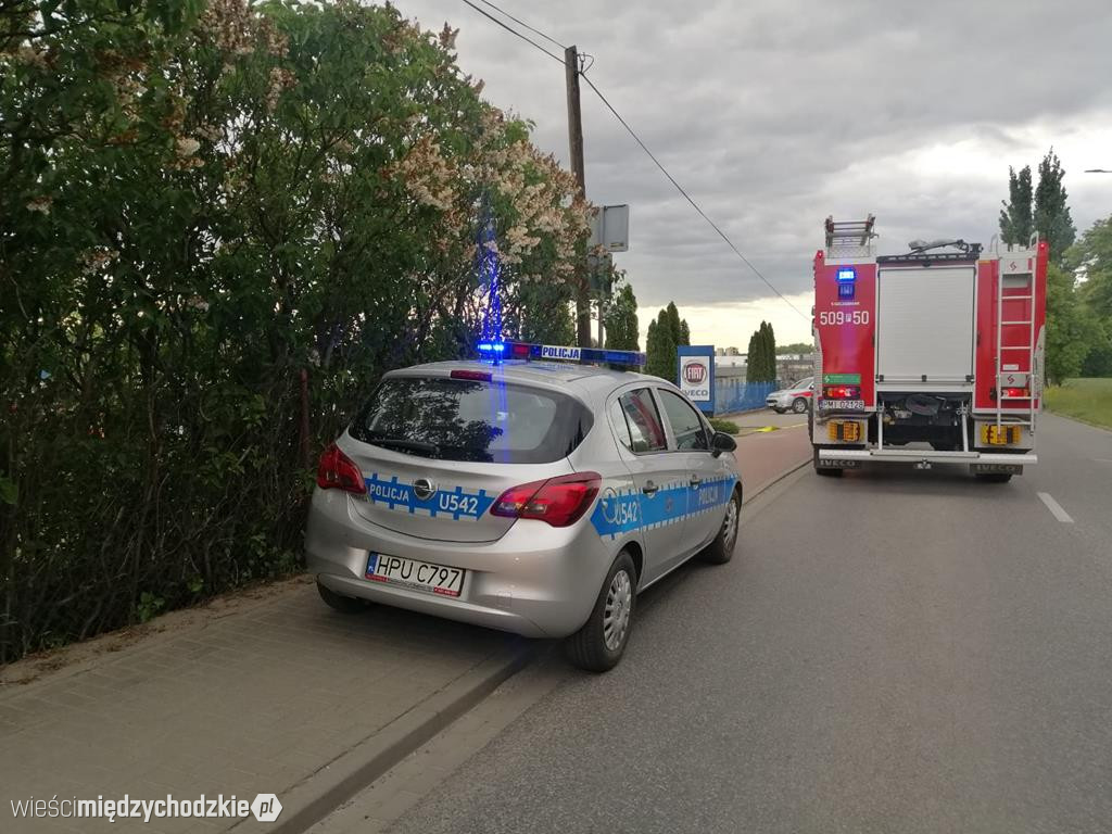 Pożar myjki samochodowej w kompleksie hal