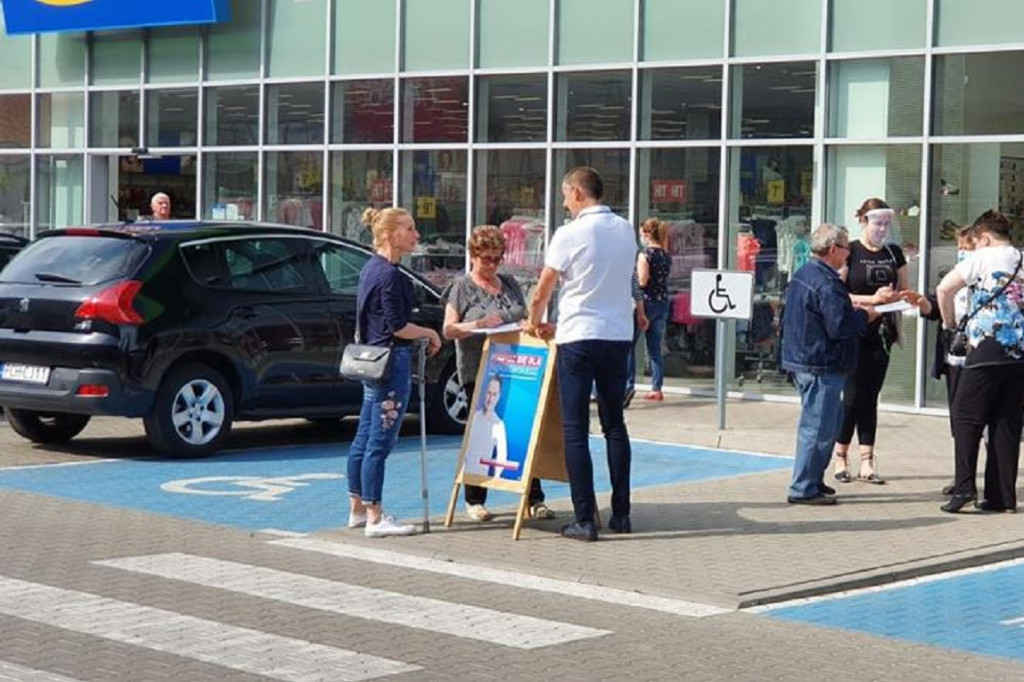 Sztab Rafała Trzaskowskiego zbiera podpisy