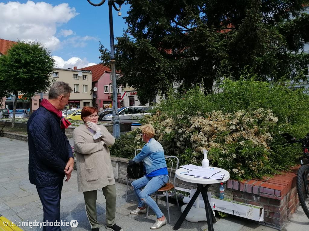 Zbiórka podpisów dla Rafała Trzaskowskiego