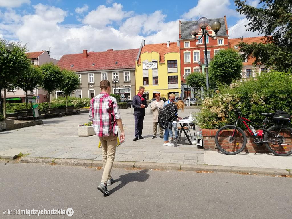 Zbiórka podpisów dla Rafała Trzaskowskiego