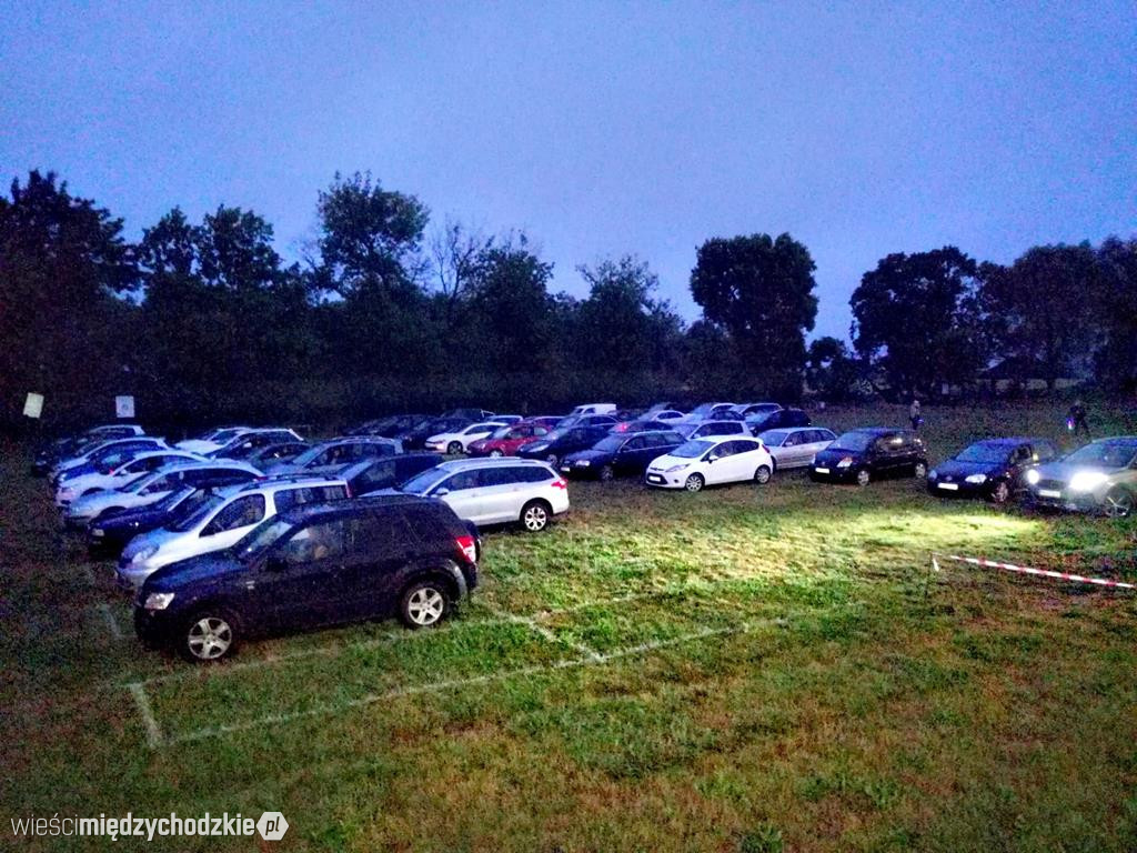Autokino oraz pokaz laserowy i set DJ