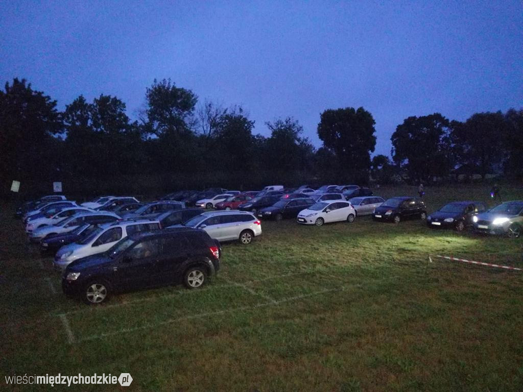 Autokino oraz pokaz laserowy i set DJ