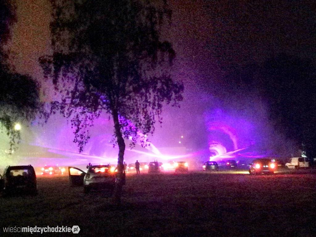 Autokino oraz pokaz laserowy i set DJ